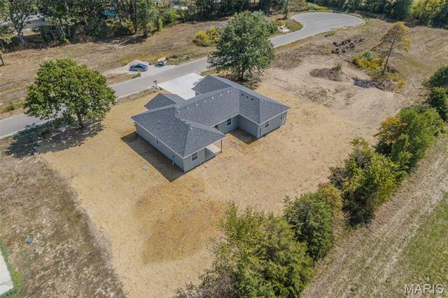 22835 Patton Lane, Lebanon, MO 65536