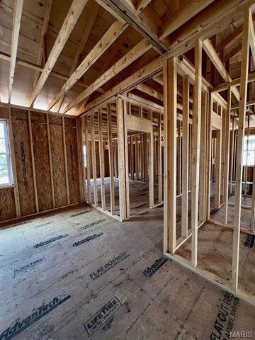 22835 Patton Lane, Lebanon, MO 65536