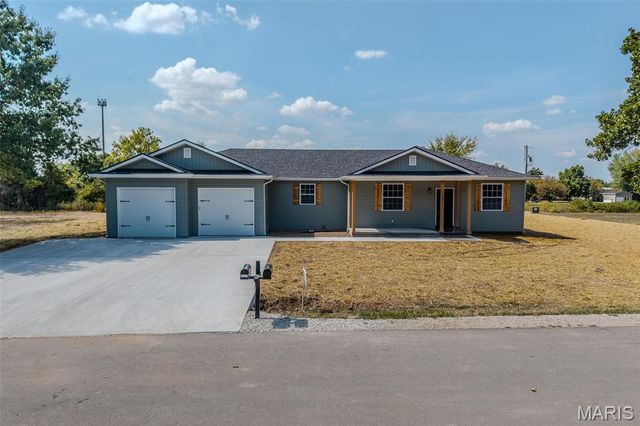 22835 Patton Lane, Lebanon, MO 65536