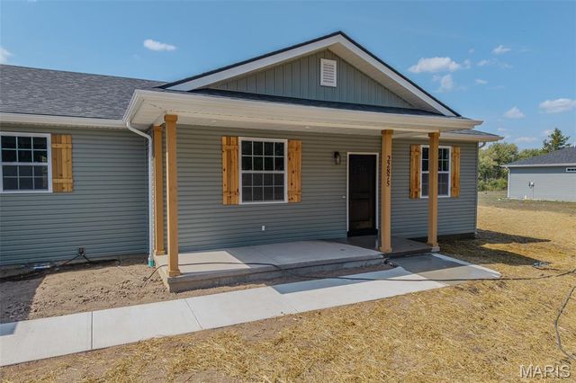 22835 Patton Lane, Lebanon, MO 65536