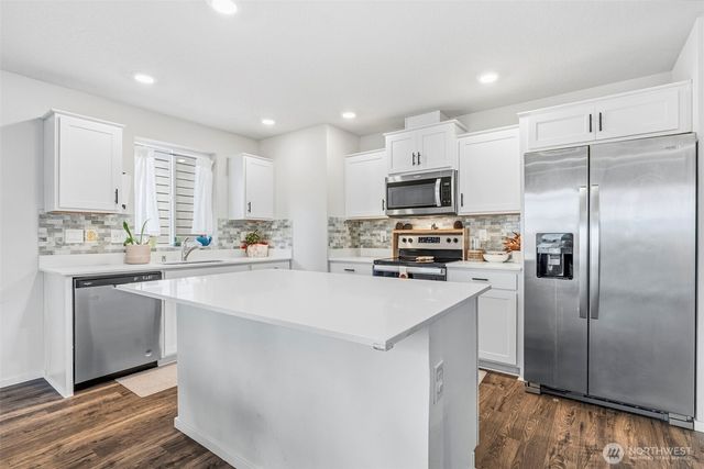 1715 W 14th Street, La Center, WA 98629