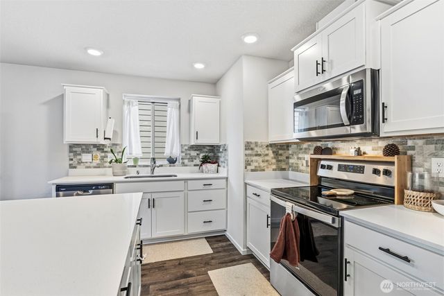 1715 W 14th Street, La Center, WA 98629