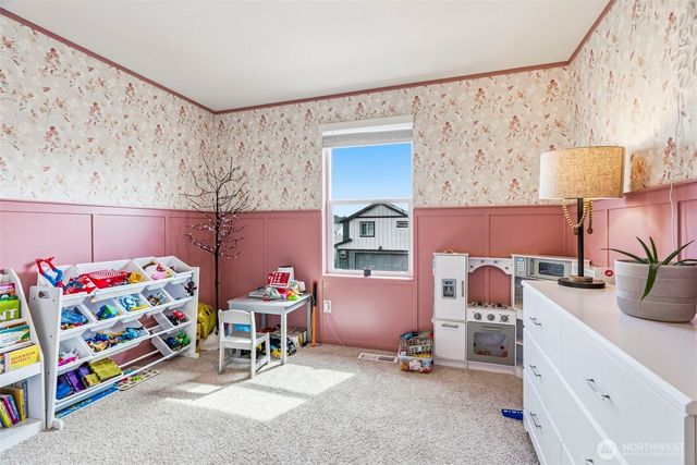 1715 W 14th Street, La Center, WA 98629