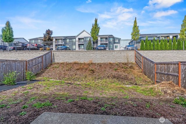 1715 W 14th Street, La Center, WA 98629