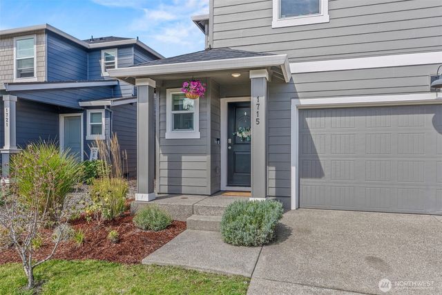 1715 W 14th Street, La Center, WA 98629
