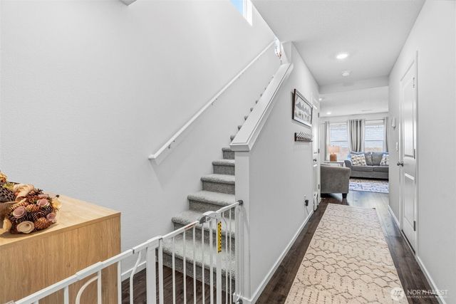 1715 W 14th Street, La Center, WA 98629