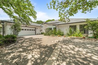 6404 Lansdowne Court, Granbury, TX 76049
