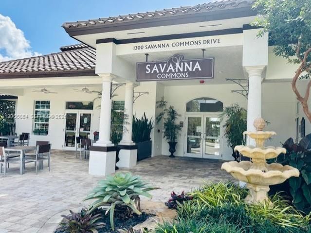 1073 Allamanda Way, Weston, FL 33327