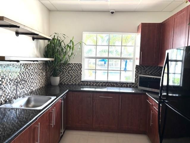 1073 Allamanda Way, Weston, FL 33327