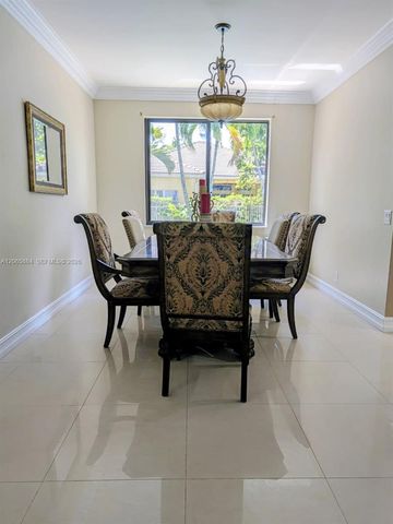 1073 Allamanda Way, Weston, FL 33327