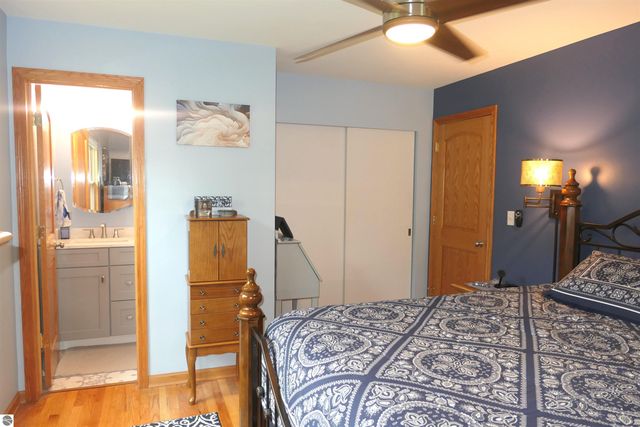 210 Pineview Drive, Alma, MI 48801