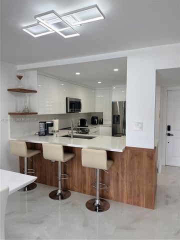 601 SW 113th Way 601, Pembroke Pines, FL 33025