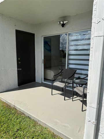 601 SW 113th Way 601, Pembroke Pines, FL 33025