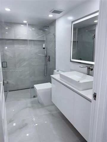 601 SW 113th Way 601, Pembroke Pines, FL 33025