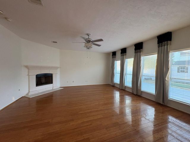1902 Creegan Park Court, Houston, TX 77047