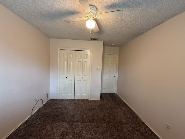 816 Summit Drive, Desoto, TX 75115