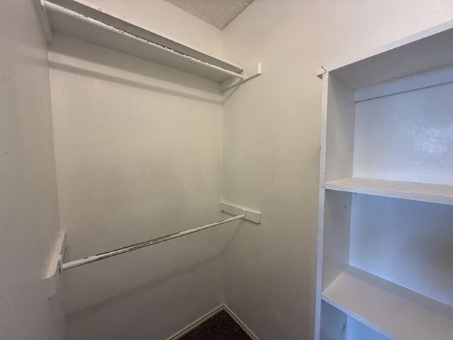 816 Summit Drive, Desoto, TX 75115