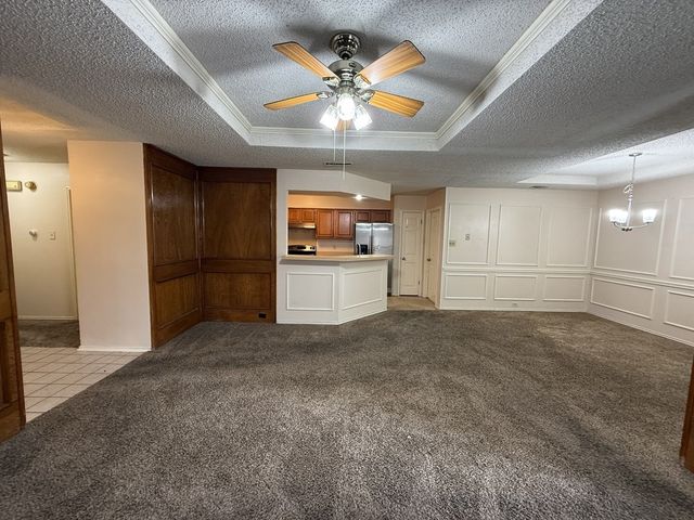 816 Summit Drive, Desoto, TX 75115