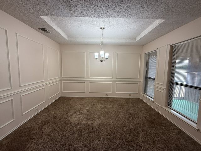 816 Summit Drive, Desoto, TX 75115