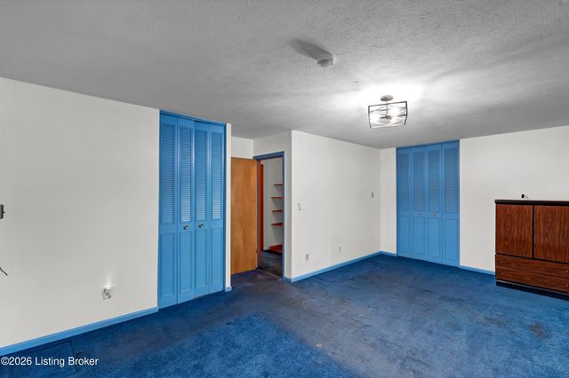 2013 Beech St, Louisville, KY 40210