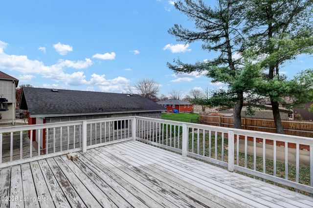 2013 Beech St, Louisville, KY 40210