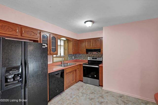 2013 Beech St, Louisville, KY 40210