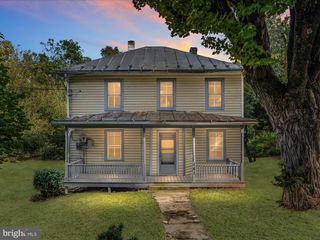 141 BACK CREEK RD, Gore, VA 22637
