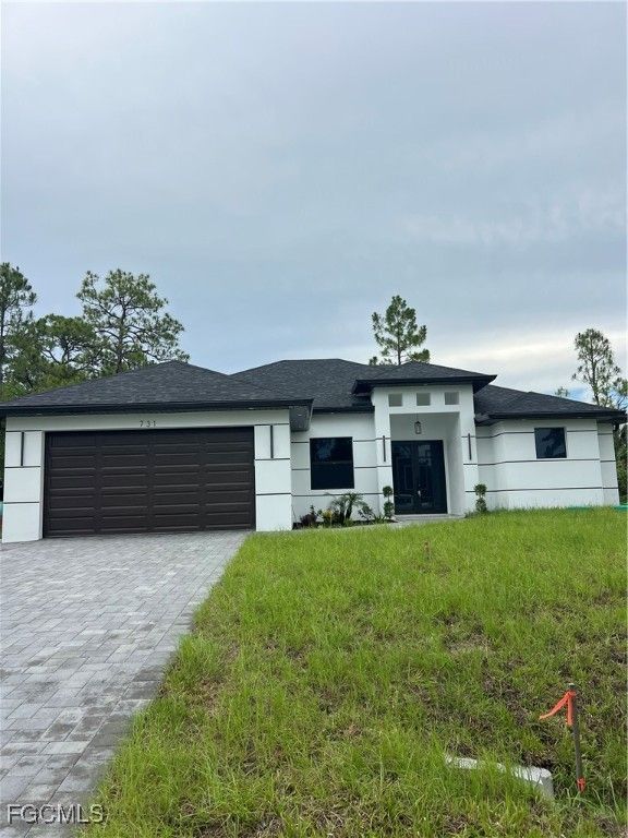 731 Chattman ST E, Lehigh Acres, FL 33974