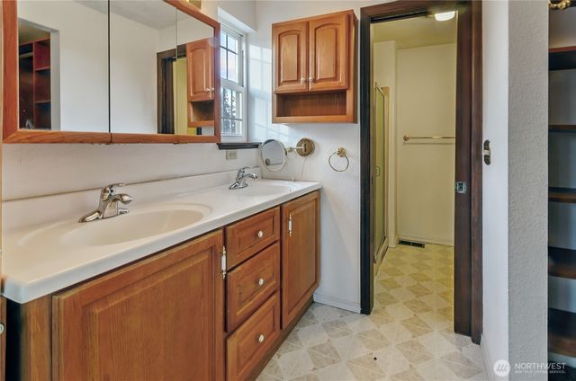 22015 146th Avenue E, Graham, WA 98338