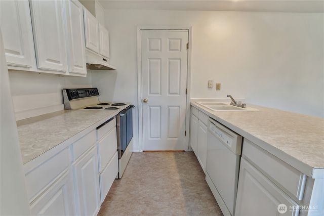 22015 146th Avenue E, Graham, WA 98338