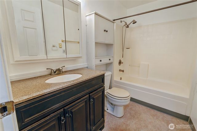 22015 146th Avenue E, Graham, WA 98338