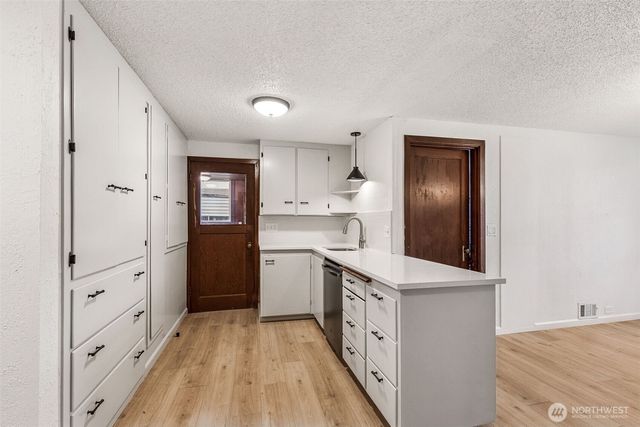 14418 551st Avenue S, Tukwila, WA 98168