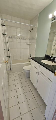 14 Dansereau 14, Middleton, MA 01949