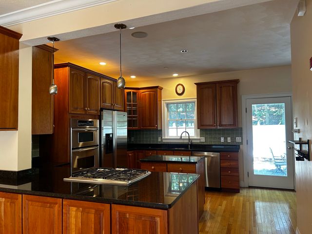 14 Dansereau 14, Middleton, MA 01949