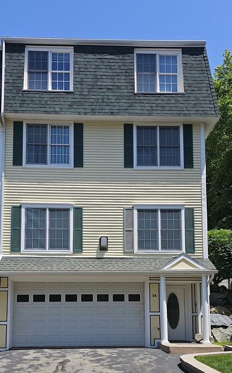 14 Dansereau 14, Middleton, MA 01949