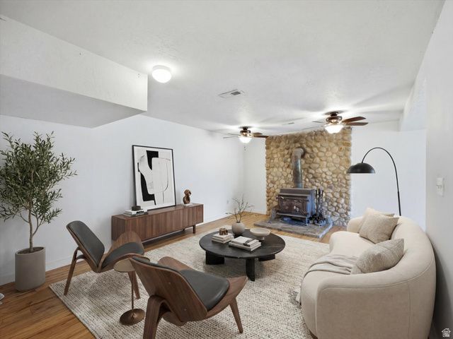 1005 E VIOLET DR, Sandy, UT 84094
