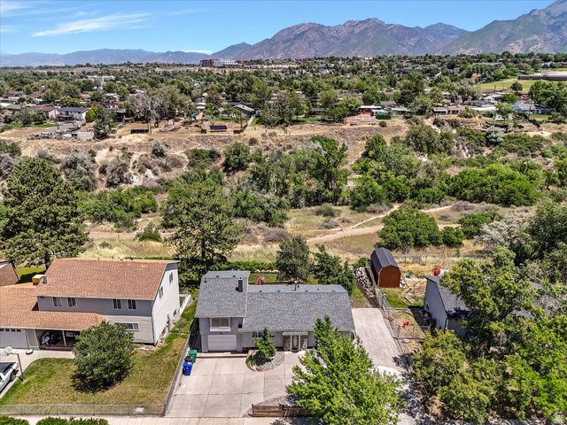 1005 E VIOLET DR, Sandy, UT 84094
