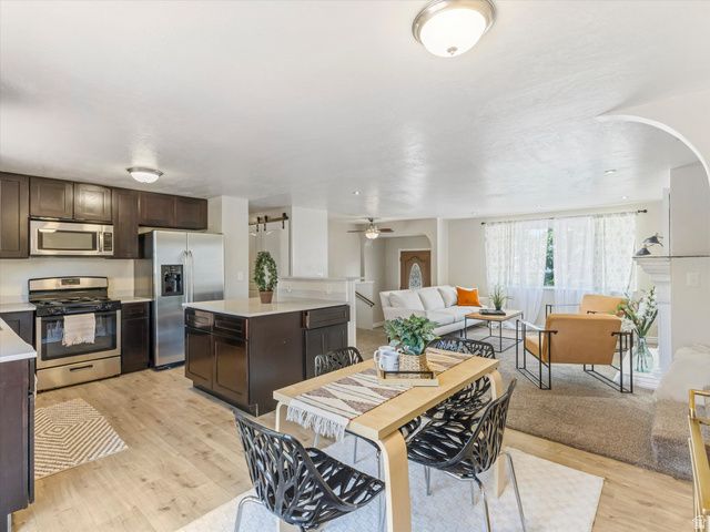 1005 E VIOLET DR, Sandy, UT 84094
