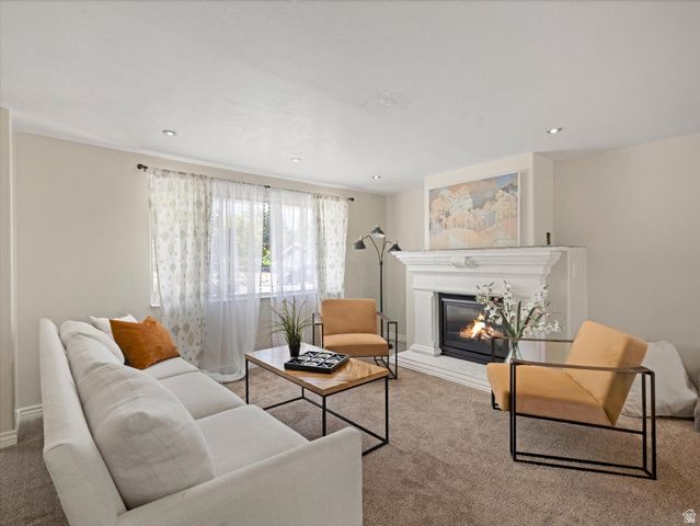 1005 E VIOLET DR, Sandy, UT 84094