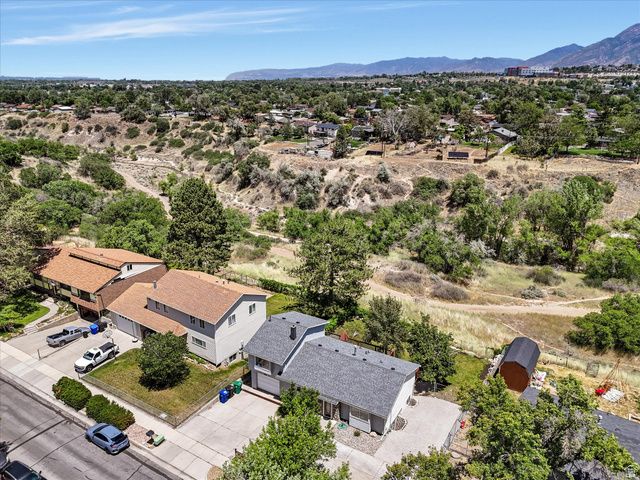 1005 E VIOLET DR, Sandy, UT 84094