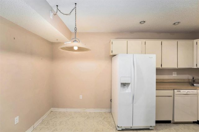 1135 PINE RIDGE CIRCLE W A2, Tarpon Springs, FL 34688