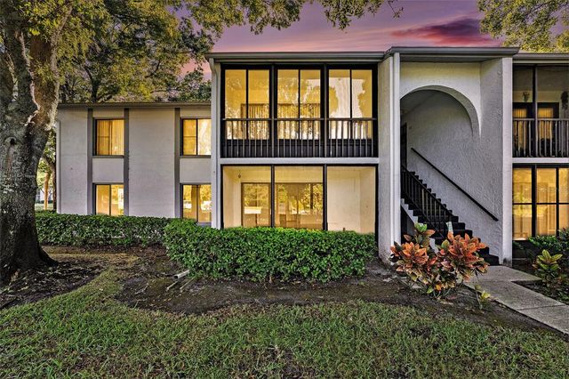 1135 PINE RIDGE CIRCLE W A2, Tarpon Springs, FL 34688