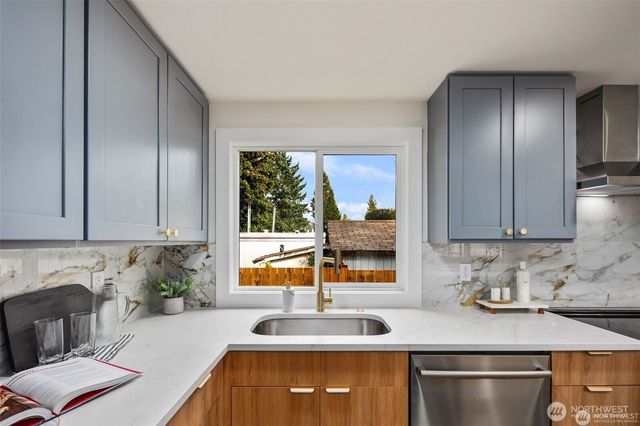 5206 81st Avenue SW, Olympia, WA 98512