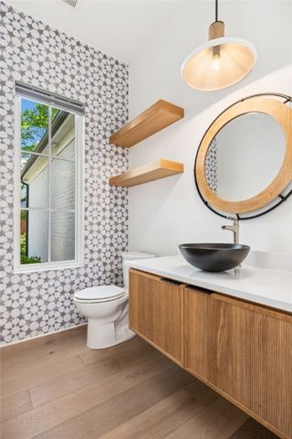 219 W Lawson Street, Fayetteville, AR 72703