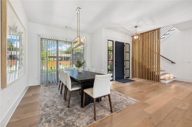 219 W Lawson Street, Fayetteville, AR 72703