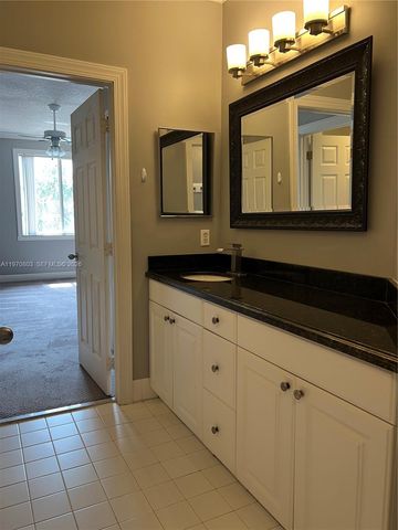 6928 SW 39th St A303, Davie, FL 33314