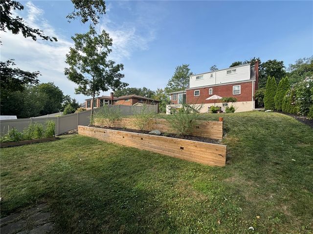 1491 Wood Ave, Shaler, PA 15116