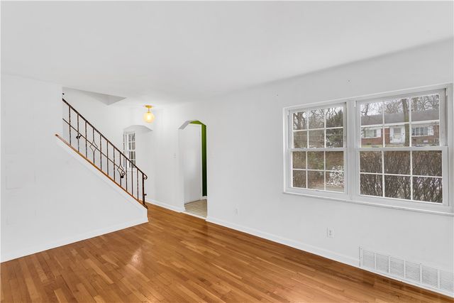 1491 Wood Ave, Shaler, PA 15116