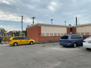 3020 Brantner, St Louis, MO 63106