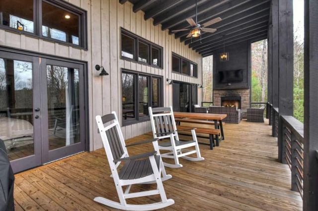 171 Cohutta Overlook Lane, Blue Ridge, GA 30513